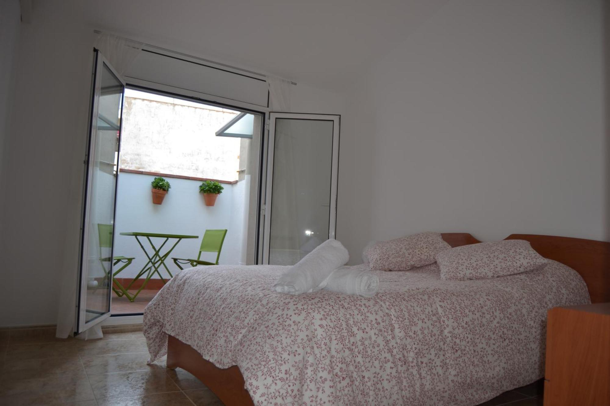 Apartments Figueres Figueres  Exterior photo